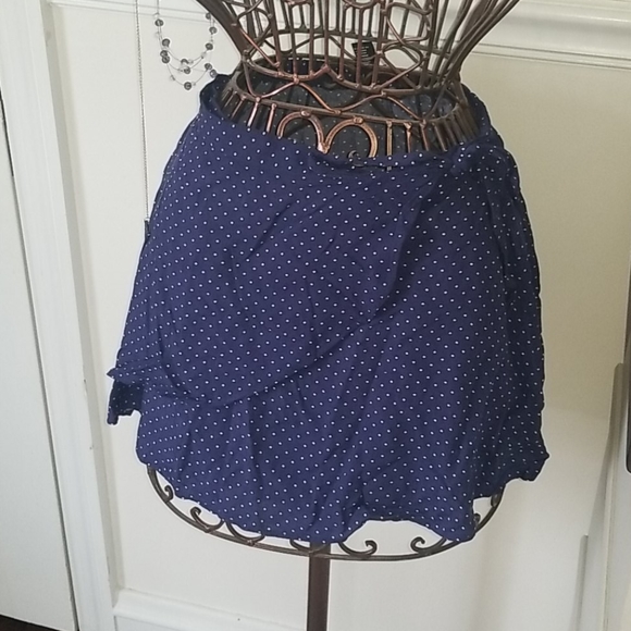 😎 2 for $17😎 Forever 21 polkadot wrap skirt navy blue - Picture 12 of 12